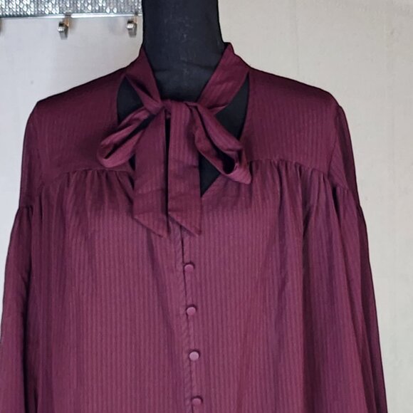 Time & Tru Metropolis Burgundy LS Tie Neck Poly Relaxed Fit Button Up Top Sz XXL - Picture 2 of 16